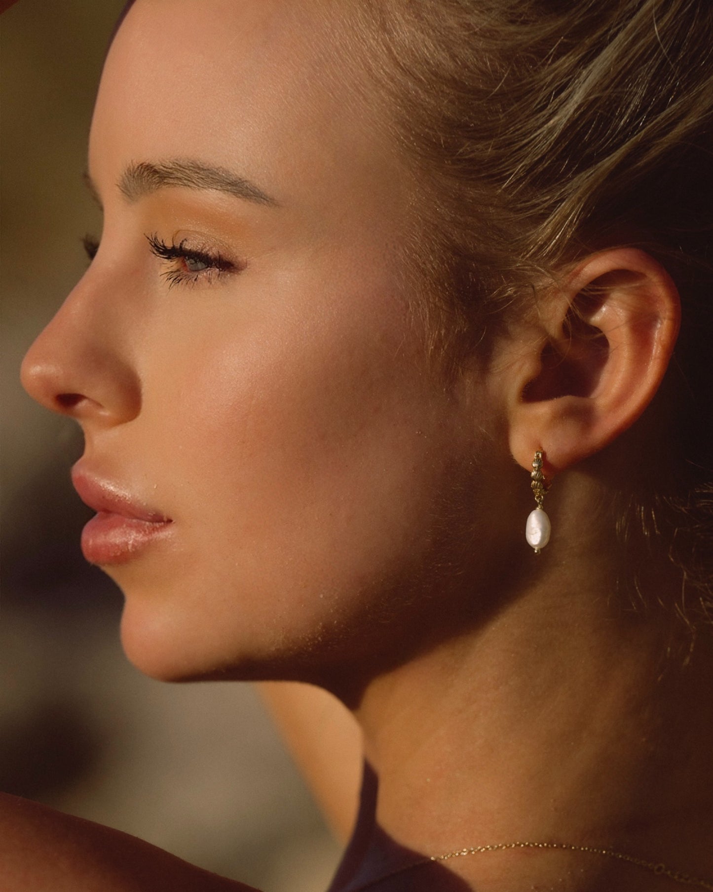 Shaè Luster Hoops